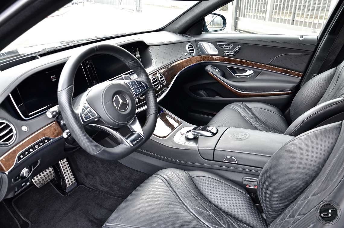 S63 AMG all black DSC_1400.jpg
