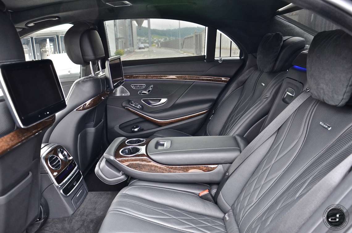 S63 AMG all black DSC_1412.jpg