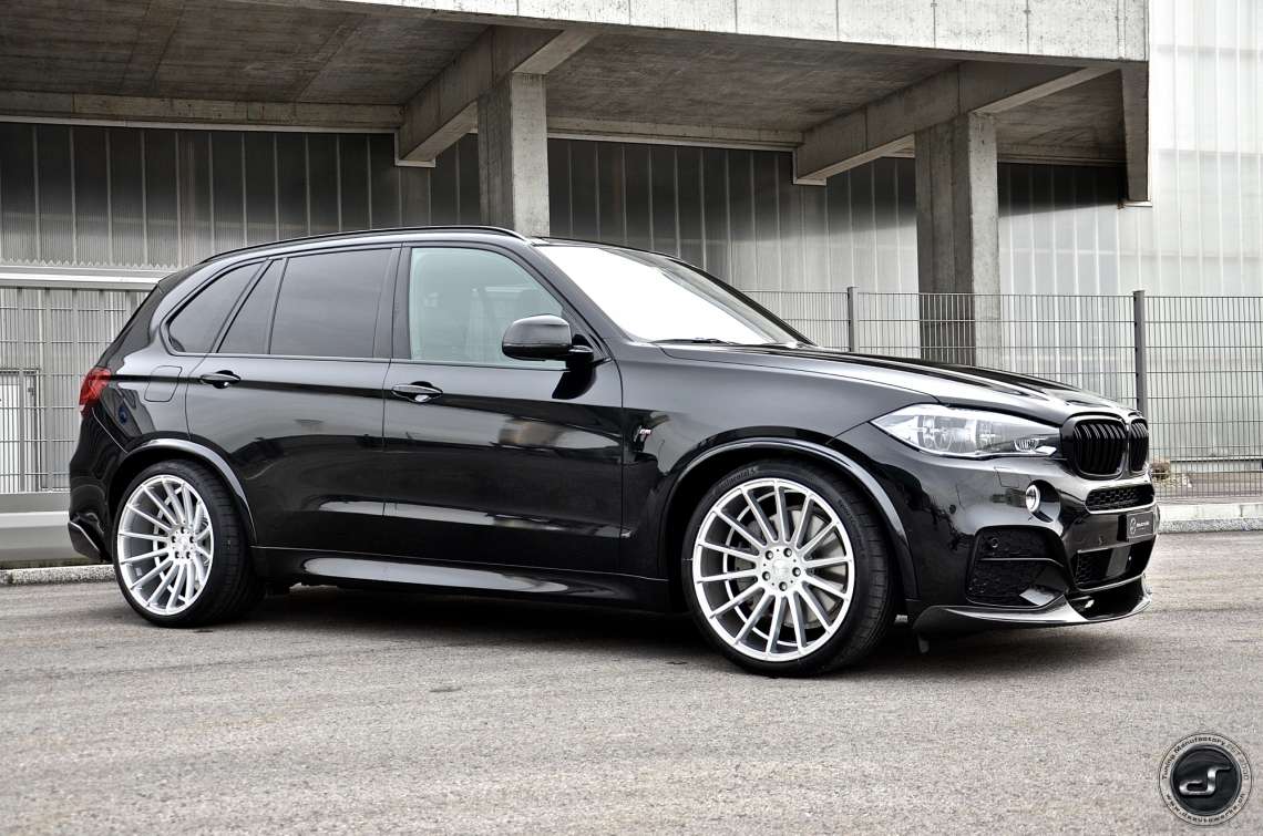 X5 M50d F15 Black Carbon DSC_0748.jpg