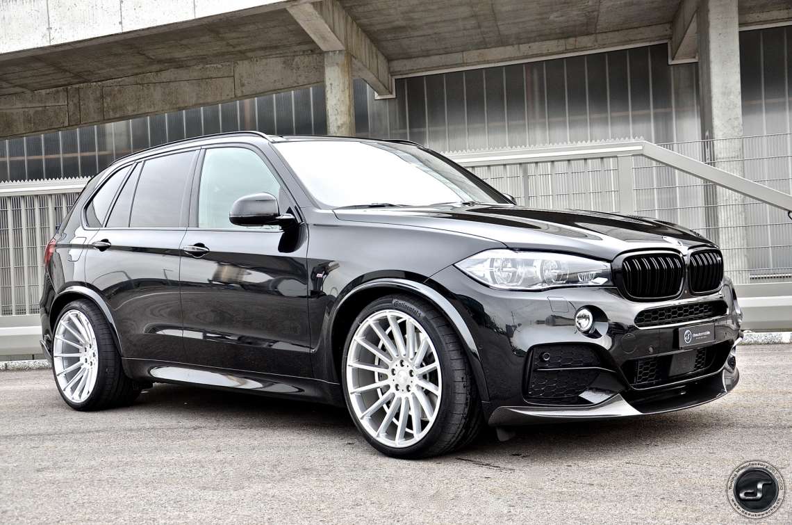 X5 M50d F15 Black Carbon DSC_0753.jpg