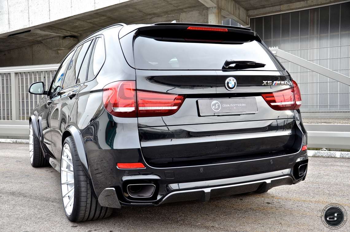 X5 M50d F15 Black Carbon DSC_0776.jpg