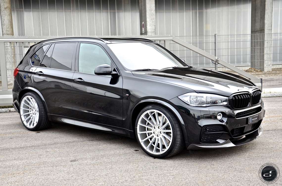 X5 M50d F15 Black Carbon DSC_0747.jpg