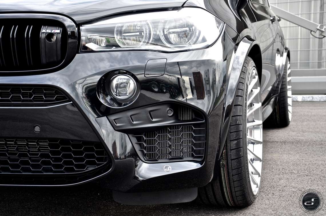 X5M F85 on 23" DSC_8713.jpg