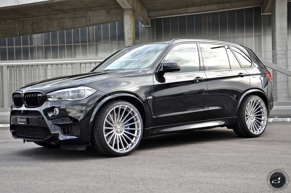 X5M F85 on 23" DSC_8720.jpg