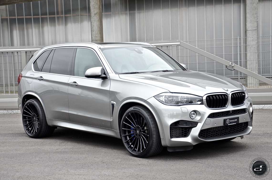 X5M F85 on 22" DSC_8616.jpg