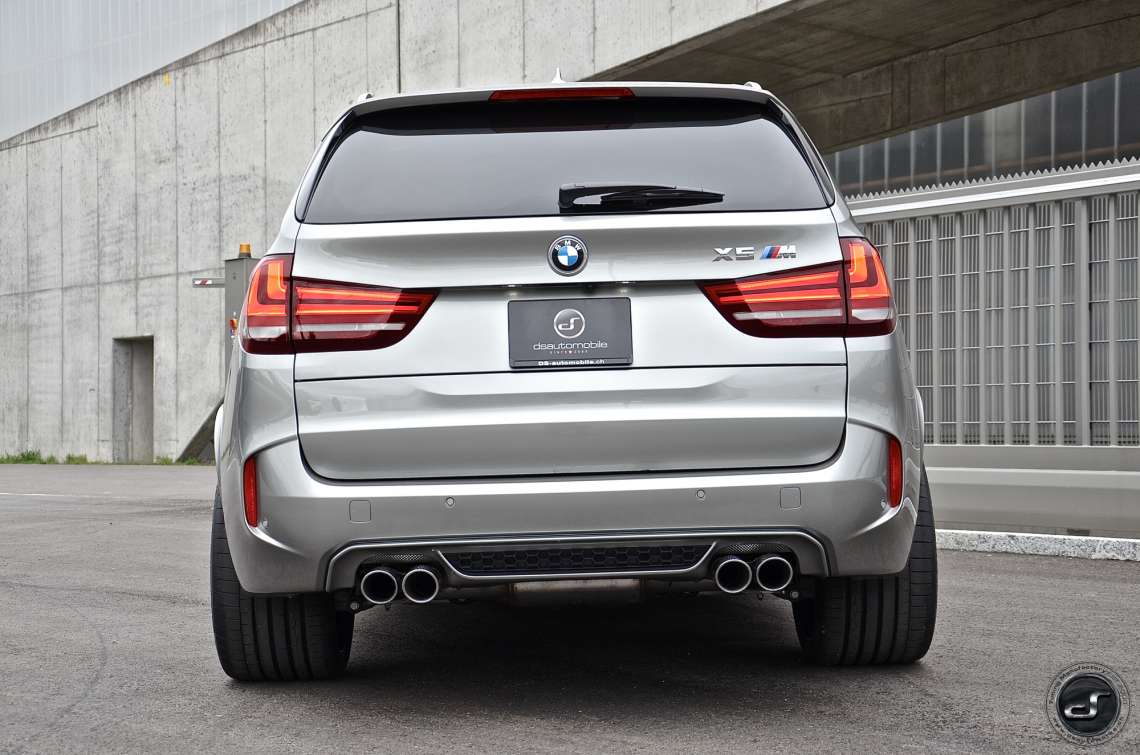 X5M F85 on 22" DSC_8631.jpg