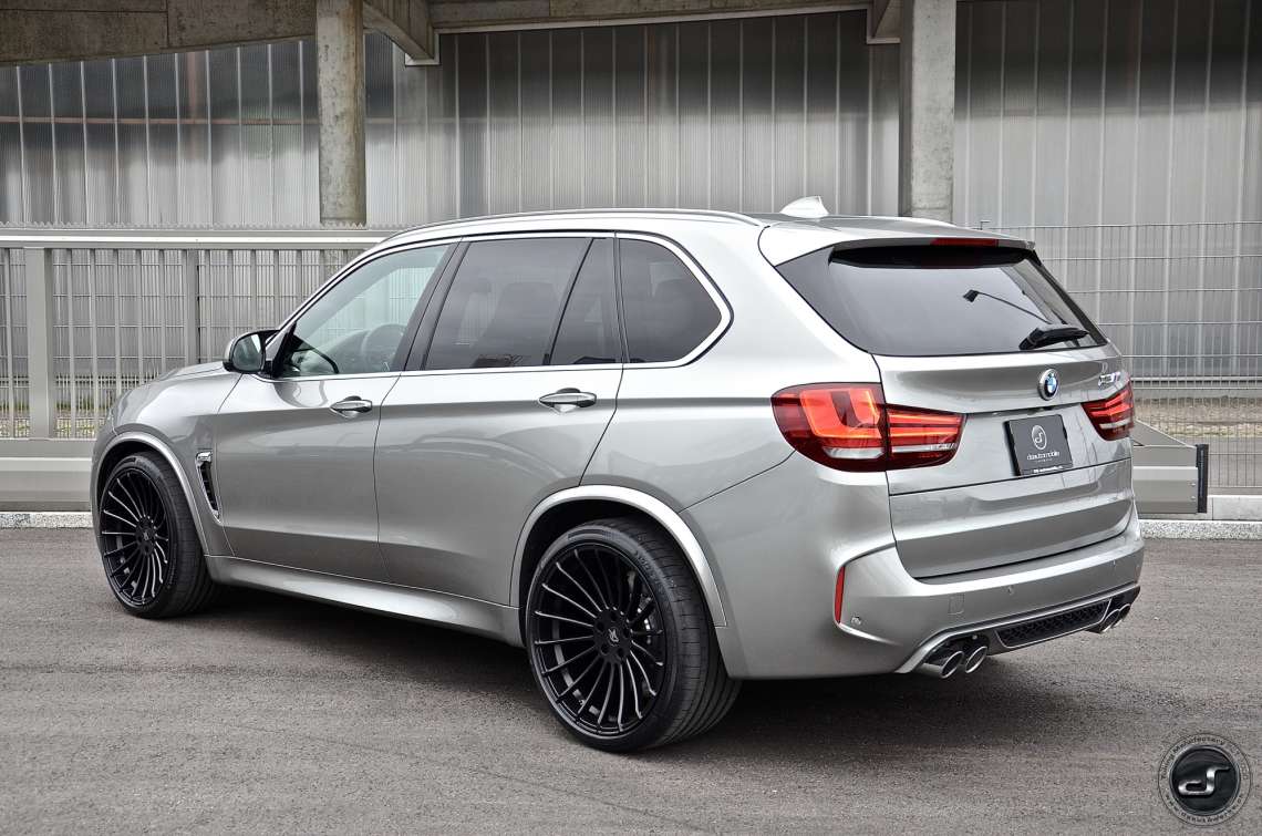 X5M F85 on 22" DSC_8633.jpg