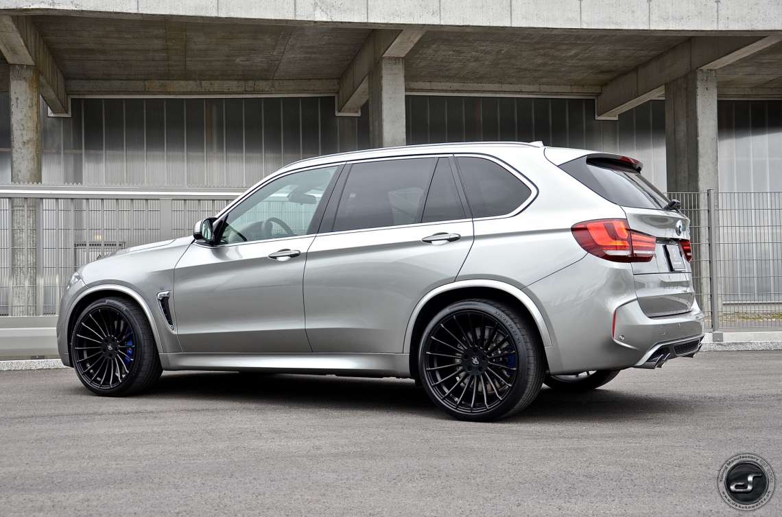X5M F85 on 22" DSC_8636.jpg