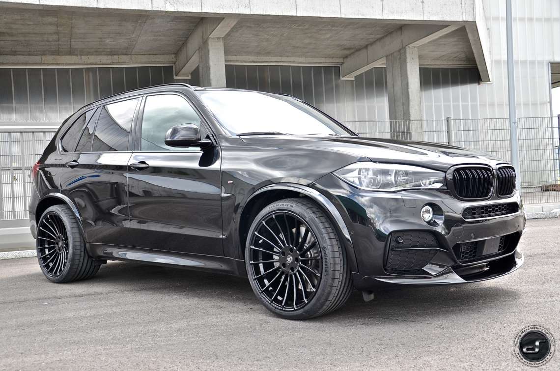 X5 M50d F15 Black Series on 22" DSC_8836.jpg