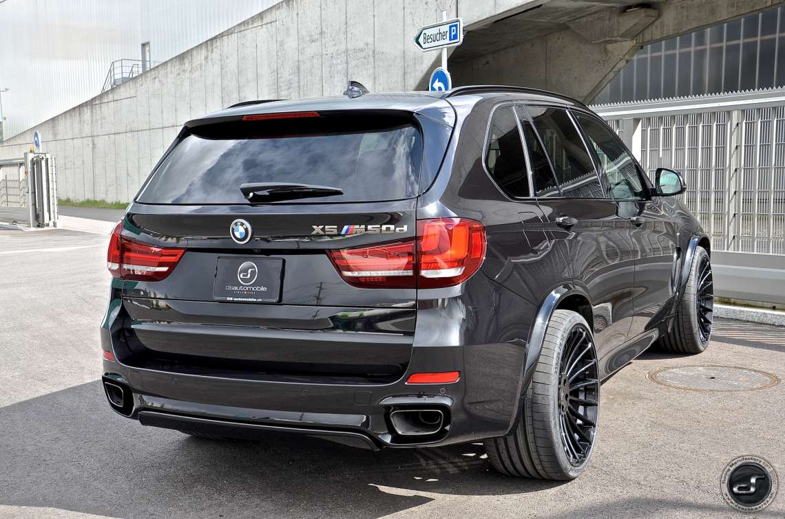 X5 M50d F15 Black Series on 22" DSC_8850.jpg