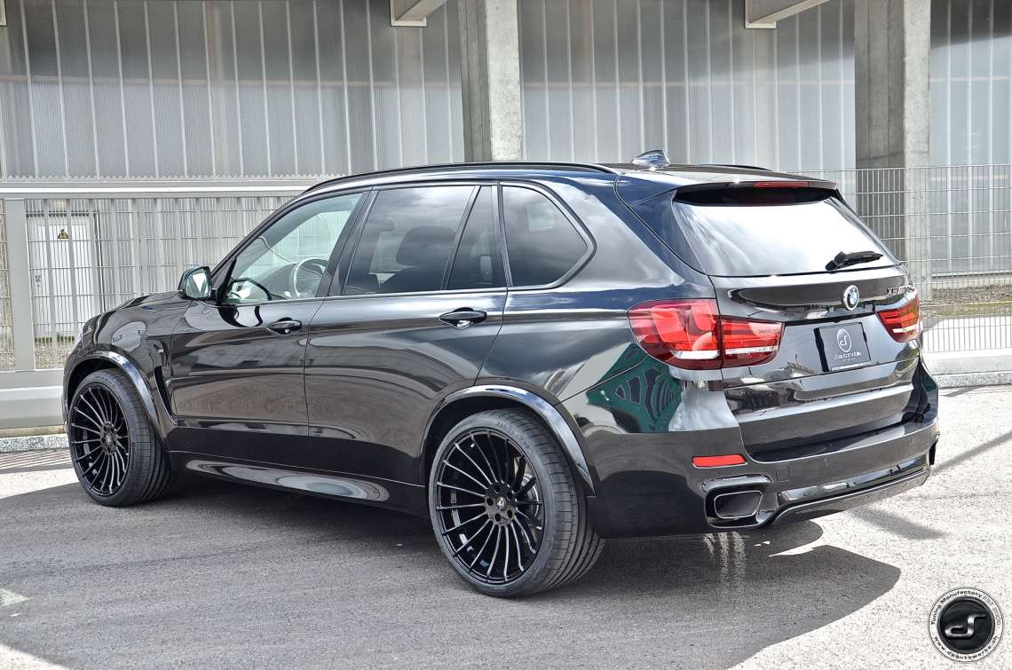 X5 M50d F15 Black Series on 22" DSC_8855.jpg