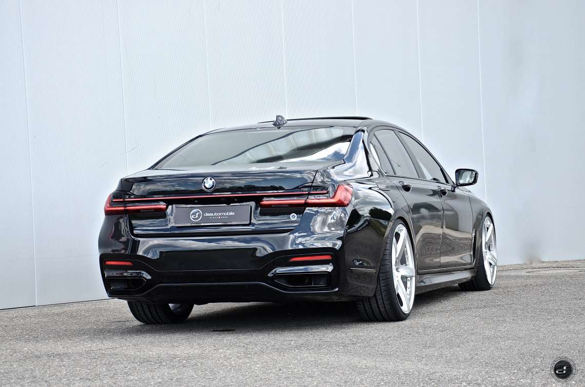 BMW 7 series G11 Facelift on Paragon 22" DSC_3970.jpg