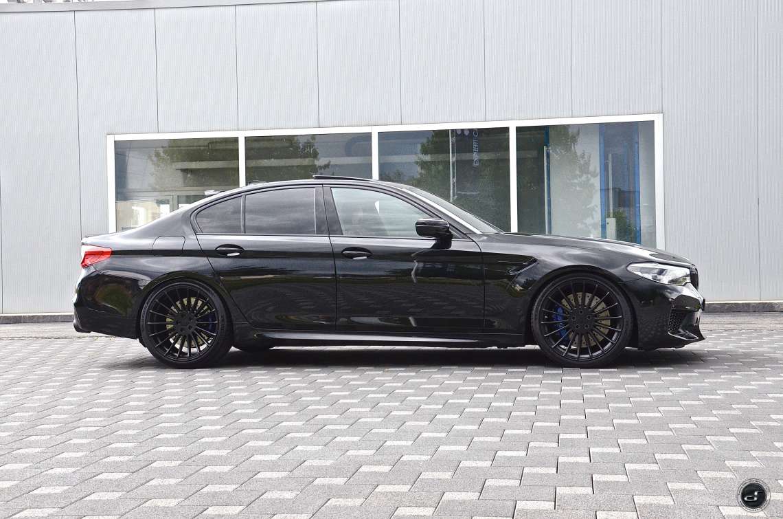 BMW M5 F90 Competition 800HP black on black DSC_3829.jpg