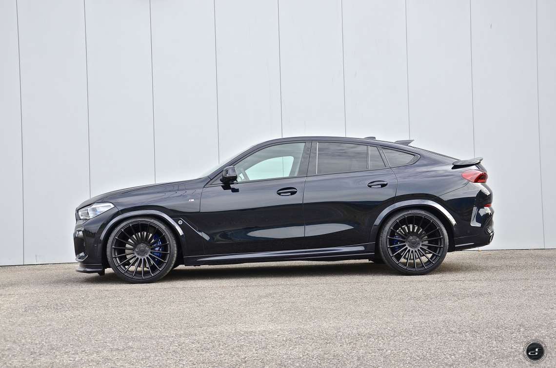 X6 G06 Carbon black on 23" DSC_4180.jpg
