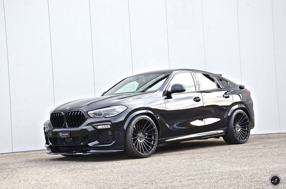 X6 G06 Carbon black on 23" DSC_4208.jpg