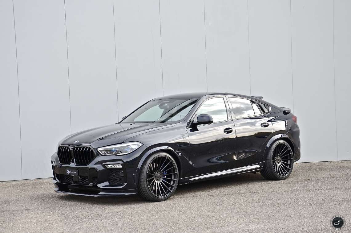 X6 G06 Carbon black on 23" DSC_4210.jpg