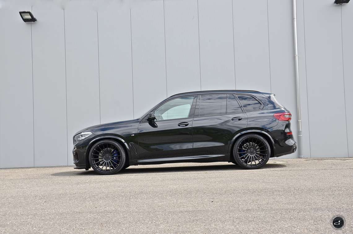 X5 G05 Black on Black  DSC_4471.jpg