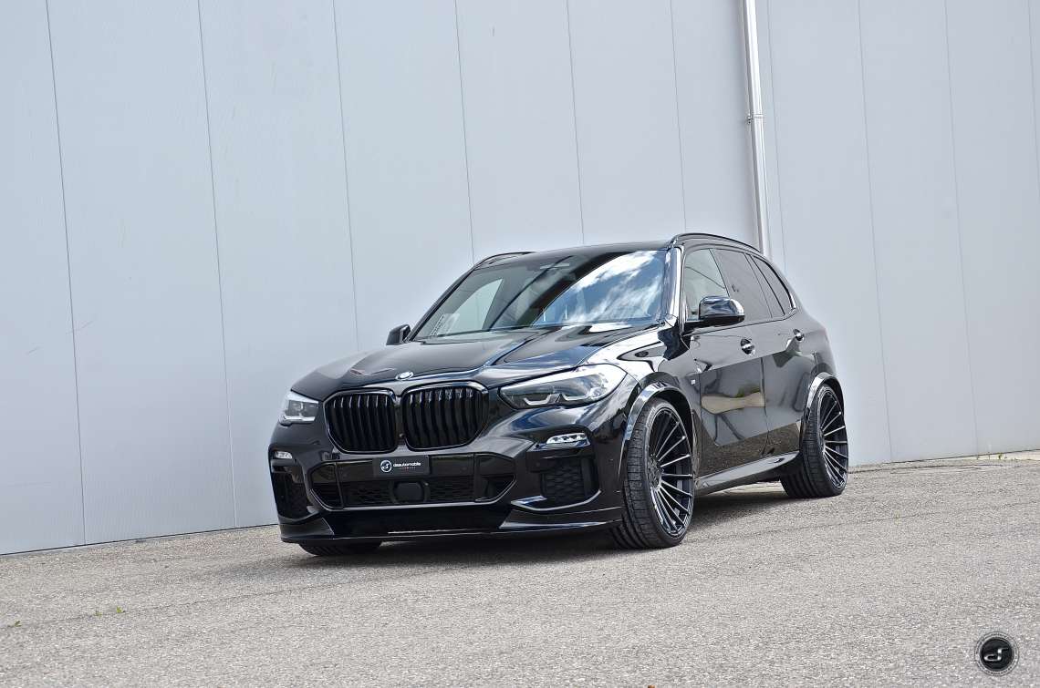 X5 G05 Black on Black  DSC_4507.jpg