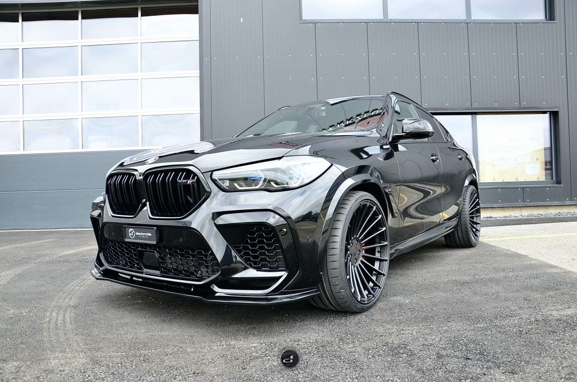 X6M F96  0009.JPG