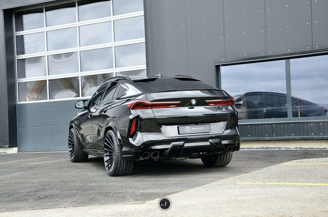 X6M F96  0011.JPG