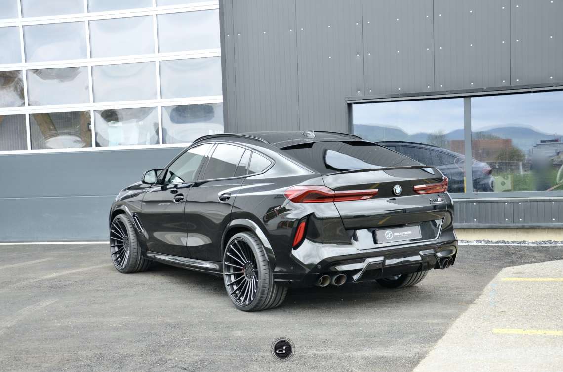 X6M F96  0012.JPG
