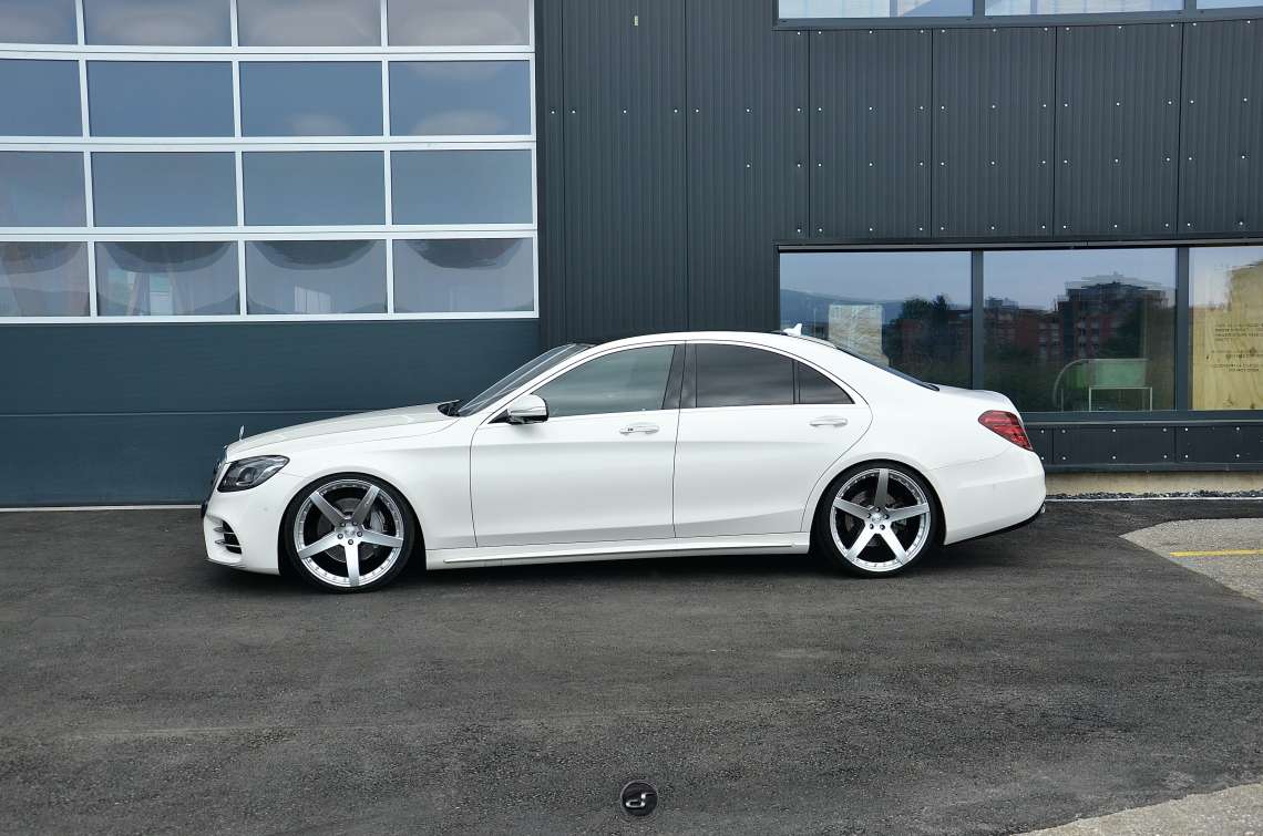 BIG BODY BENZO 0016.jpeg