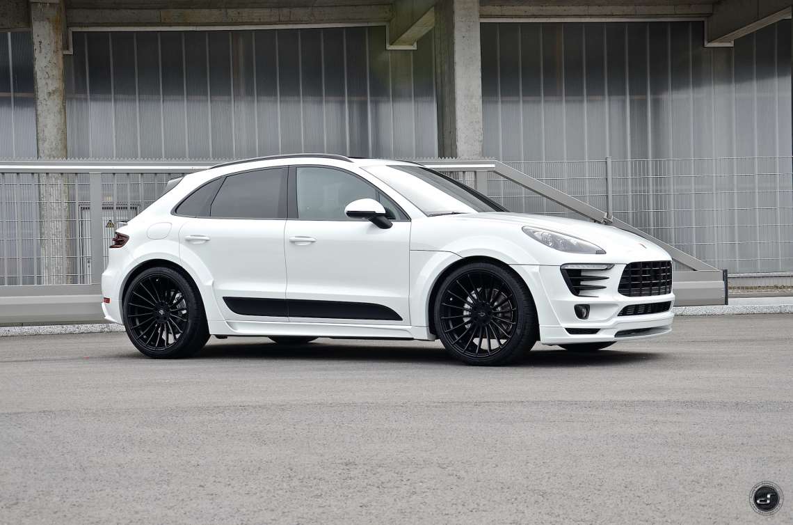 MACAN DIESEL S WIDEBODY DSC_8071.jpeg