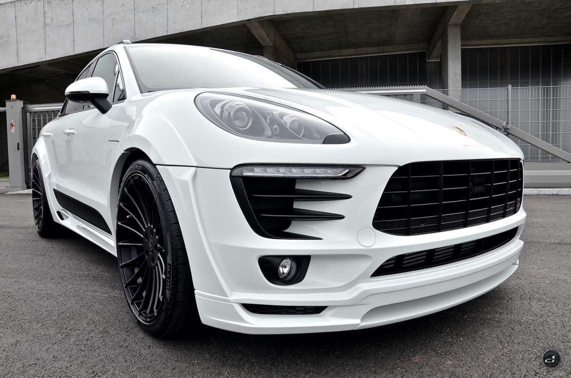 MACAN DIESEL S WIDEBODY DSC_8078.jpeg