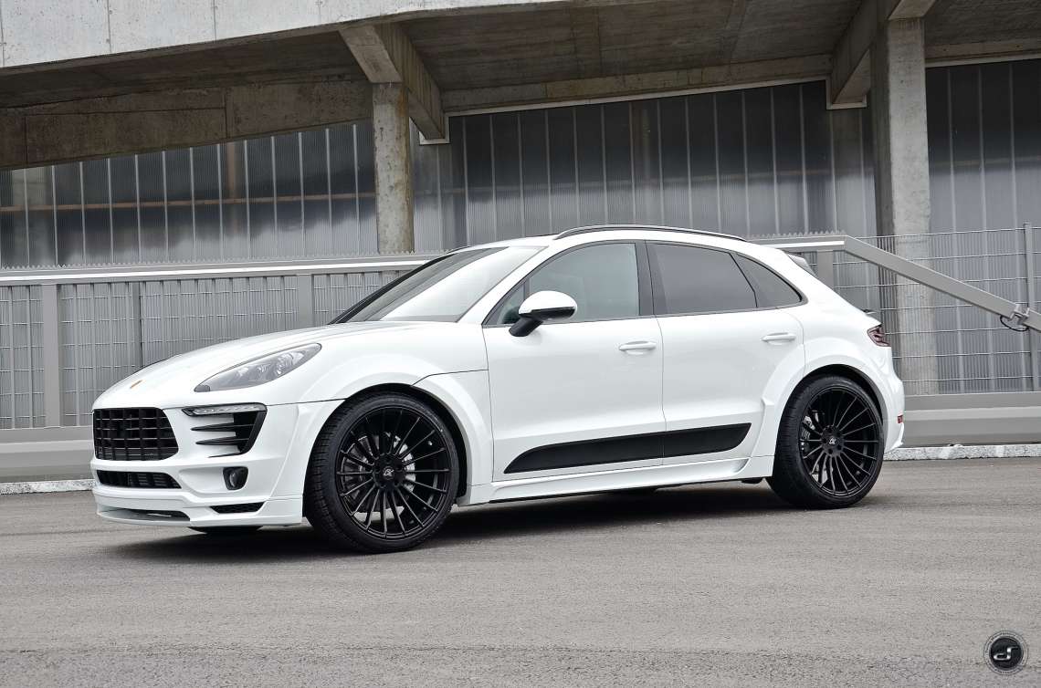 MACAN DIESEL S WIDEBODY DSC_8091.jpeg