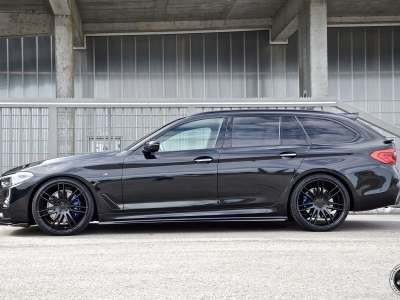 530d xDrive G30 on challenge wheels